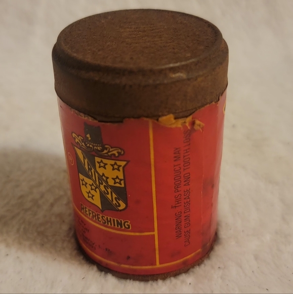Vintage W.E. Garrett & Sons Snuff Tin - Picture 3 of 5